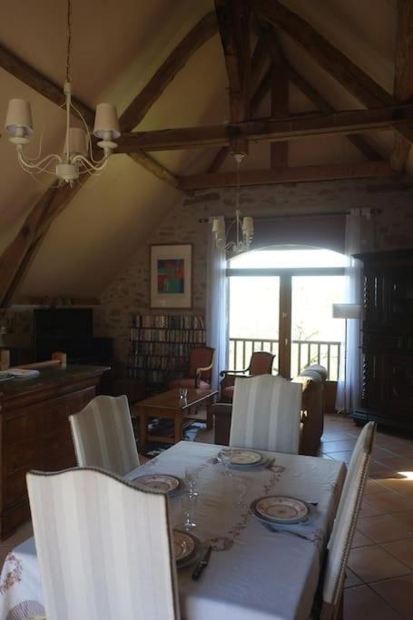 La Sagnarde, Maison En Pierre, Loubressac Exterior photo